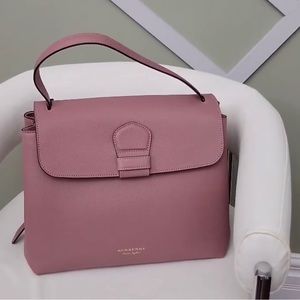 Authentic Burberry medium Camberley in dusty pink